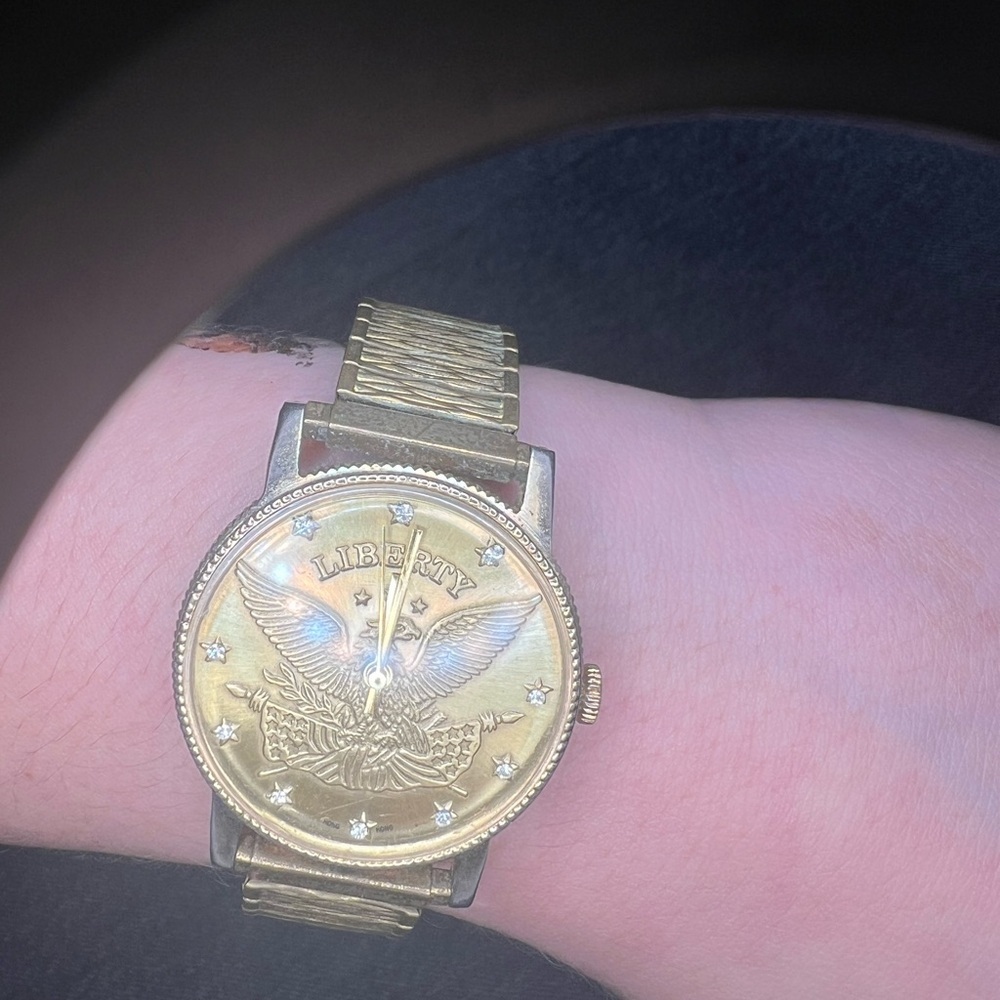 70s Vintage Coin Gold Watch - Picture 3 of 6